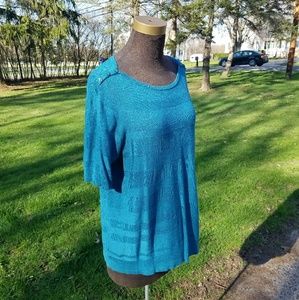 Blue short sleeve top with button detail